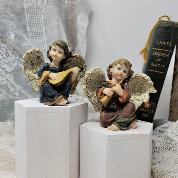 Sweet Angels playing Musical Instruments - Picture 3 of 7